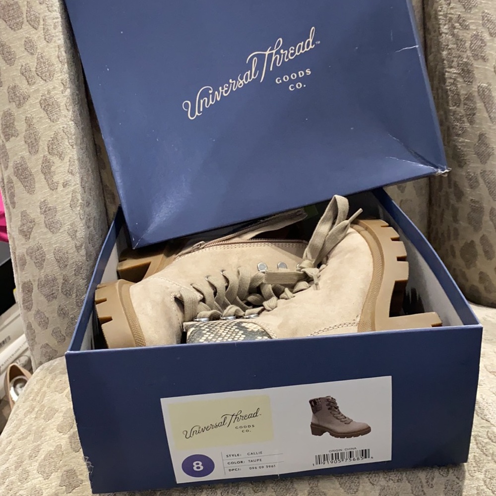 Universal Thread Boots - image 6